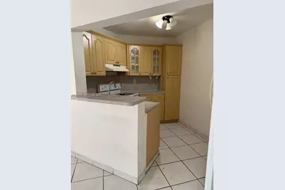 660 W Park Dr #1-201, Miami, FL 33172 - Photo 7