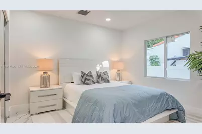 3389 NW 14th Ave, Miami, FL 33142 - Photo 13