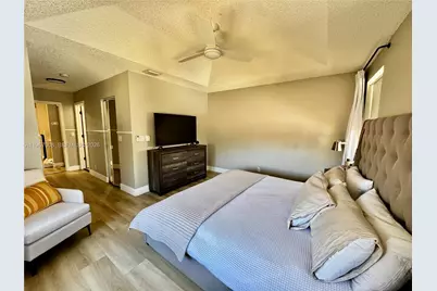 9411 NW 55th St, Sunrise, FL 33351 - Photo 19