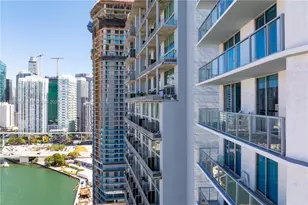 185 SW 7th St, Miami, FL 33130 - Photo 29