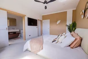 42A Barrier Reef Dr, Newport Beach, CA 00000 - Photo 17