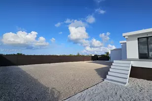 42A Barrier Reef Dr, Newport Beach, CA 00000 - Photo 23