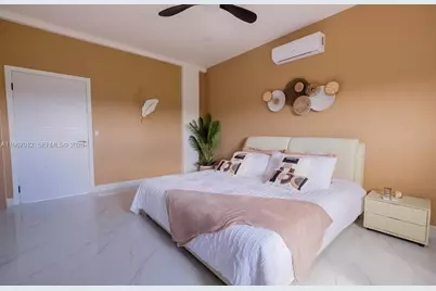 42A Barrier Reef Drive, Newport Beach, CA 00000 - Photo 15