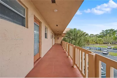 8380 Lagos De Campo Blvd #307, Tamarac, FL 33321 - Photo 15