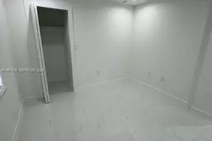 3127 NW 60th St, Miami, FL 33142 - Photo 7