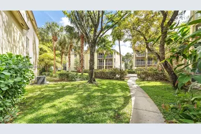 460 S Park Rd #6-110, Hollywood, FL 33021 - Photo 21