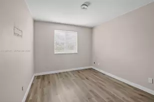 10755 SW 17th Pl, Davie, FL 33324 - Photo 27