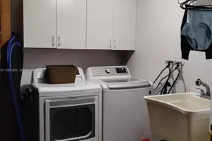 8802 Fordham, Fort Myers, FL 33907 - Photo 15