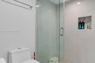 1155 Brickell Bay Dr, Miami, FL 33131 - Photo 23