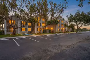 2841 N Oakland Forest Dr, Oakland Park, FL 33309 - Photo 3