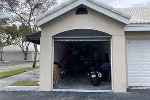 2841 N Oakland Forest Dr, Oakland Park, FL 33309 - Photo 5