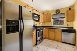 7785 SW 86th St, Miami, FL 33143 - Photo 17