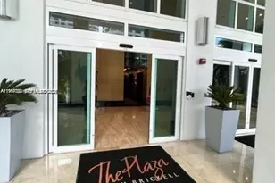 950 Brickell Bay Dr, Miami, FL 33131 - Photo 3