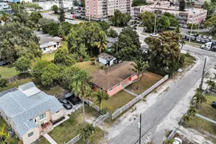 1775 NE 147th St, Miami, FL 33181 - Photo 23