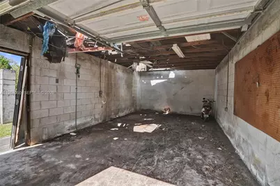 1775 NE 147th St, Miami, FL 33181 - Photo 45