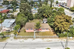 1775 NE 147th St, Miami, FL 33181 - Photo 19