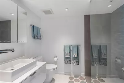 4779 Collins Av #3701, Miami Beach, FL 33140 - Photo 21