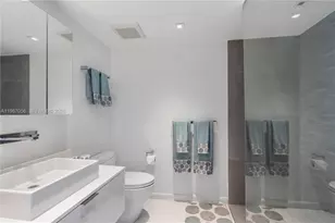 4779 Collins Av, Miami Beach, FL 33140 - Photo 21