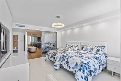 4779 Collins Av #3701, Miami Beach, FL 33140 - Photo 13