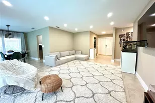 8203 NW 37th St, Coral Springs, FL 33065 - Photo 3