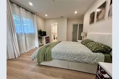 8203 NW 37th St, Coral Springs, FL 33065 - Photo 11