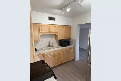 4000 SW 16th Ter #4000, Miami, FL 33134 - Photo 11