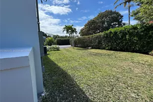 51 Montilla Ave, Coral Gables, FL 33134 - Photo 9