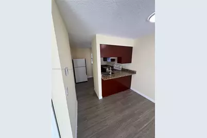 1101 W Prospect Rd #6, Fort Lauderdale, FL 33309 - Photo 9