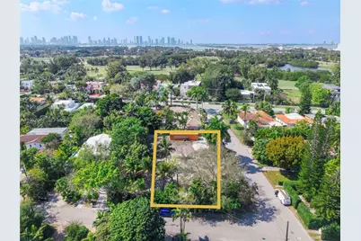 2880 Fairgreen Dr, Miami Beach, FL 33140 - Photo 7