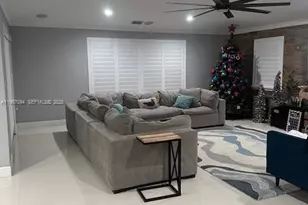 15845 SW 153rd Ave, Miami, FL 33187 - Photo 9