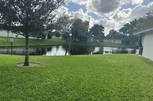 9863 Three Lakes Cir, Boca Raton, FL 33428 - Photo 3