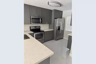 9863 Three Lakes Cir, Boca Raton, FL 33428 - Photo 7