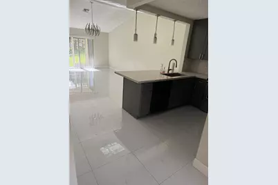 9863 Three Lakes Cir, Boca Raton, FL 33428 - Photo 5