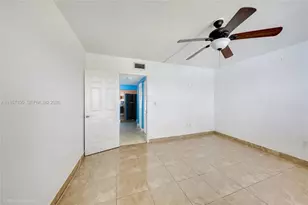 471 Ives Dairy Rd, Miami, FL 33179 - Photo 7