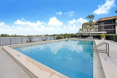 471 Ives Dairy Rd #402-3, Miami, FL 33179 - Photo 13