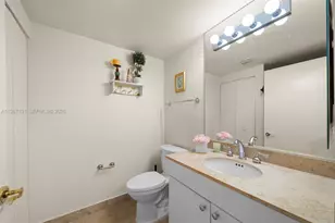 4775 Collins Ave, Miami Beach, FL 33140 - Photo 17