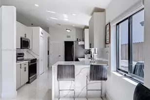 21102 SW 92nd Ct, Cutler Bay, FL 33189 - Photo 11