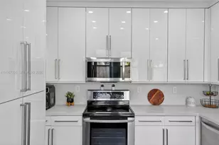 10835 SW 245th St, Homestead, FL 33032 - Photo 9