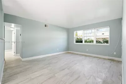 7530 Dickens Ave #2, Miami Beach, FL 33141 - Photo 9