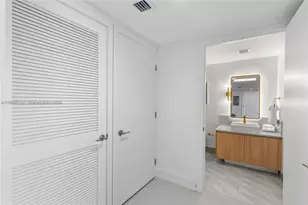 159 NE 6th St, Miami, FL 33132 - Photo 35