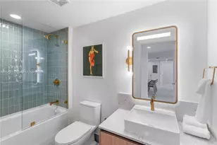 159 NE 6th St, Miami, FL 33132 - Photo 31