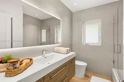 6011 Maynada St, Coral Gables, FL 33146 - Photo 17