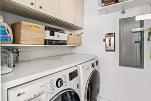 2020 N Bayshore Dr, Miami, FL 33137 - Photo 27