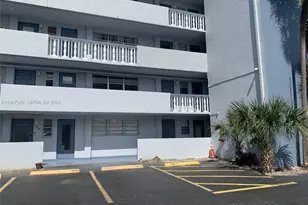 1333 E Hallandale Blvd, Hallandale Beach, FL 33009 - Photo 9