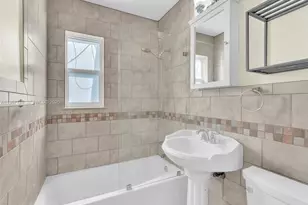 6520 SW 63rd Ct, South Miami, FL 33143 - Photo 11