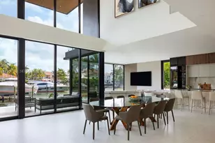 1102 Washington St, Hallandale Beach, FL 33019 - Photo 9