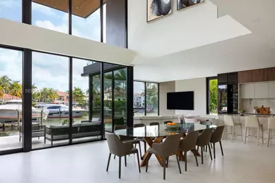 1102 Washington St, Hallandale Beach, FL 33019 - Photo 7