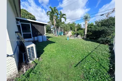 29-33 SE 4th St, Dania Beach, FL 33004 - Photo 29