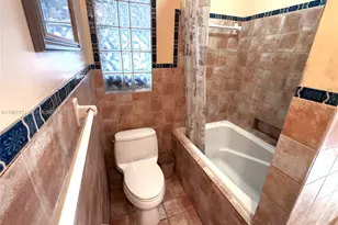 29-33 SE 4th St, Dania Beach, FL 33004 - Photo 13