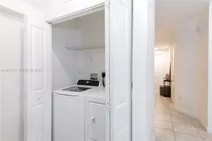 25128 SW 113th Pl, Homestead, FL 33032 - Photo 9